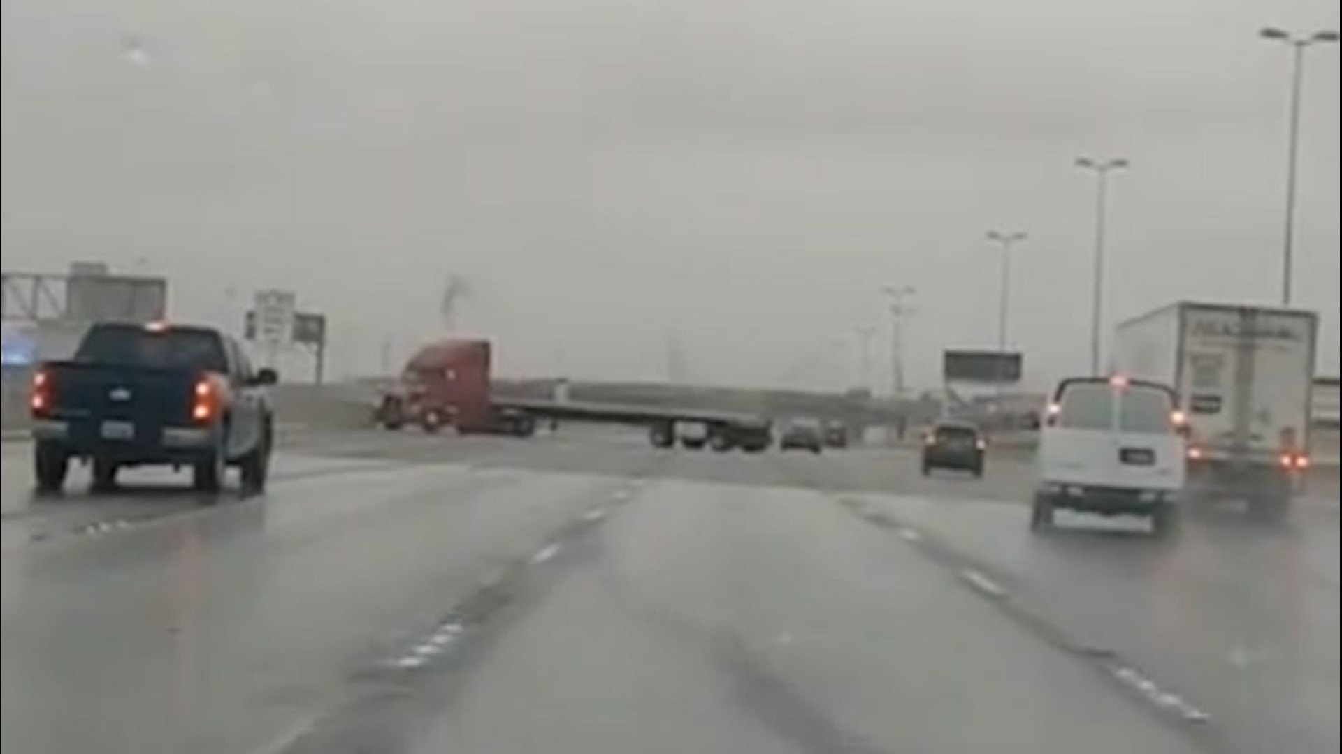 This semi-trailer truck lost control and faced sideways on Interstate 15 southbound in Las Vegas, Nevada, on Jan. 25, due to slippery road conditions from rain.