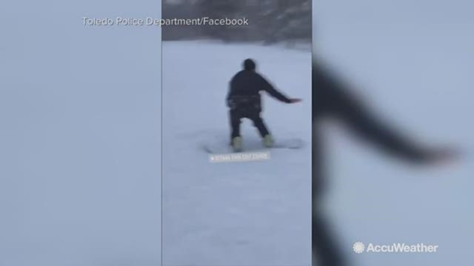 Sledding is a great way to have fun with a group of people, and that's just what this police officer from Toledo, Ohio did on Jan. 19.