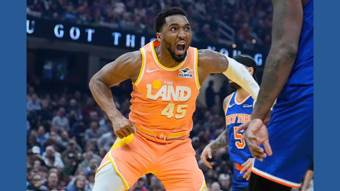 Donovan Mitchell and James Harden spark a second-half surge as the Cleveland Cavaliers beat the New York Knicks 109-94