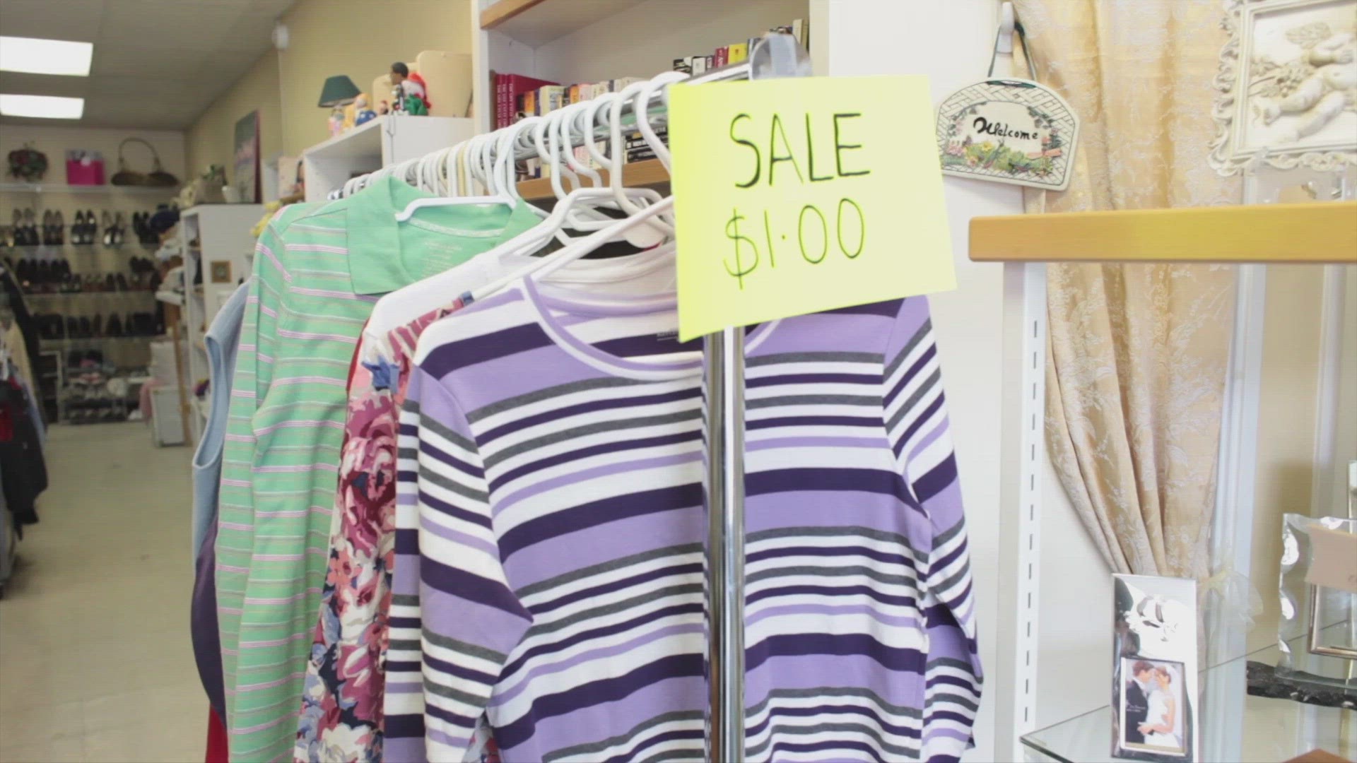 Thrift store shopping is a great way to save money but you could actually MAKE money from it! Buzz60's Mercer Morrison has the story.