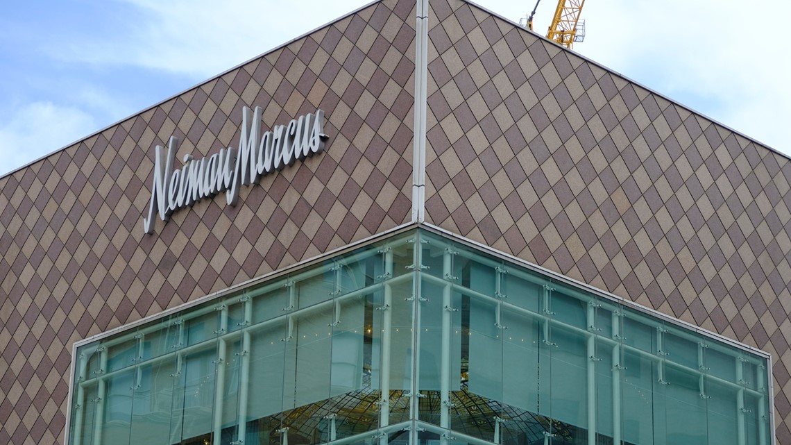 Neiman Marcus, Directory