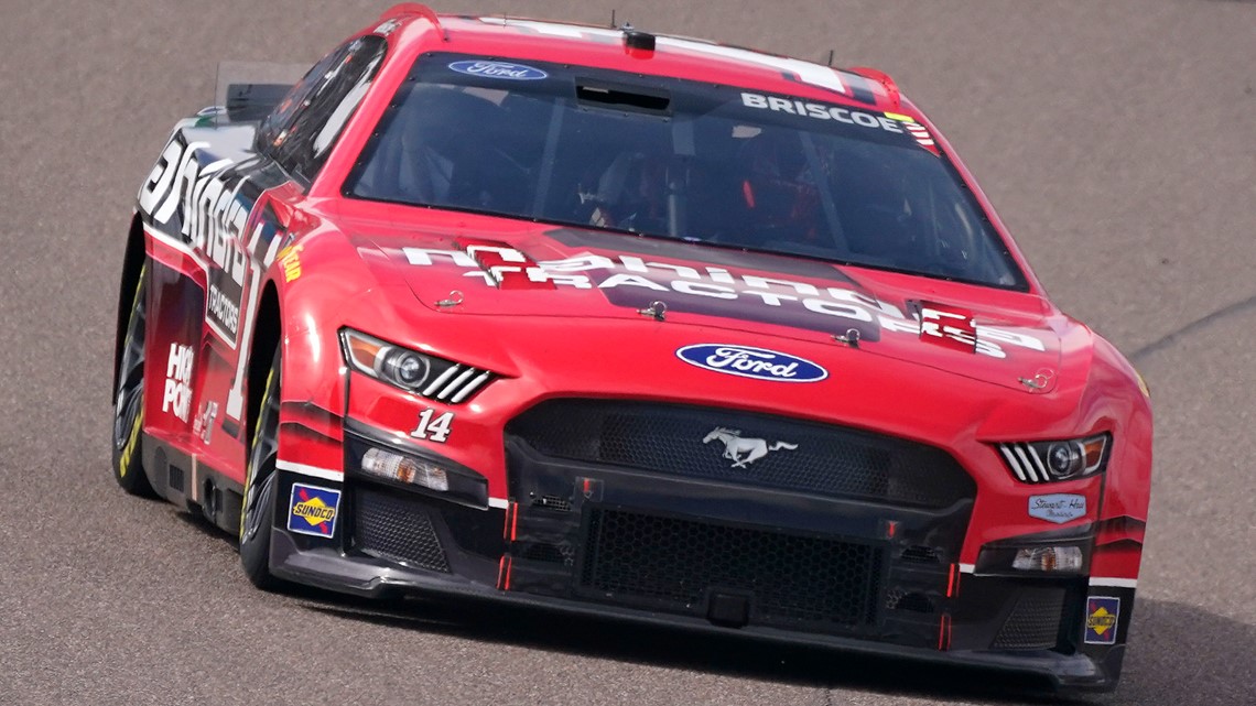 Chase Briscoe races to first Cup win in Phoenix - Vimarsana News