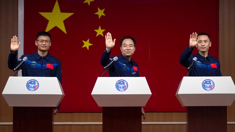 China plans to land astronauts on moon before 2030, another step in what looks like a new space race