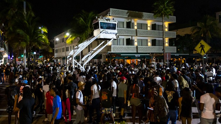 Miami Beach sets spring break curfew after 2 fatal shootings