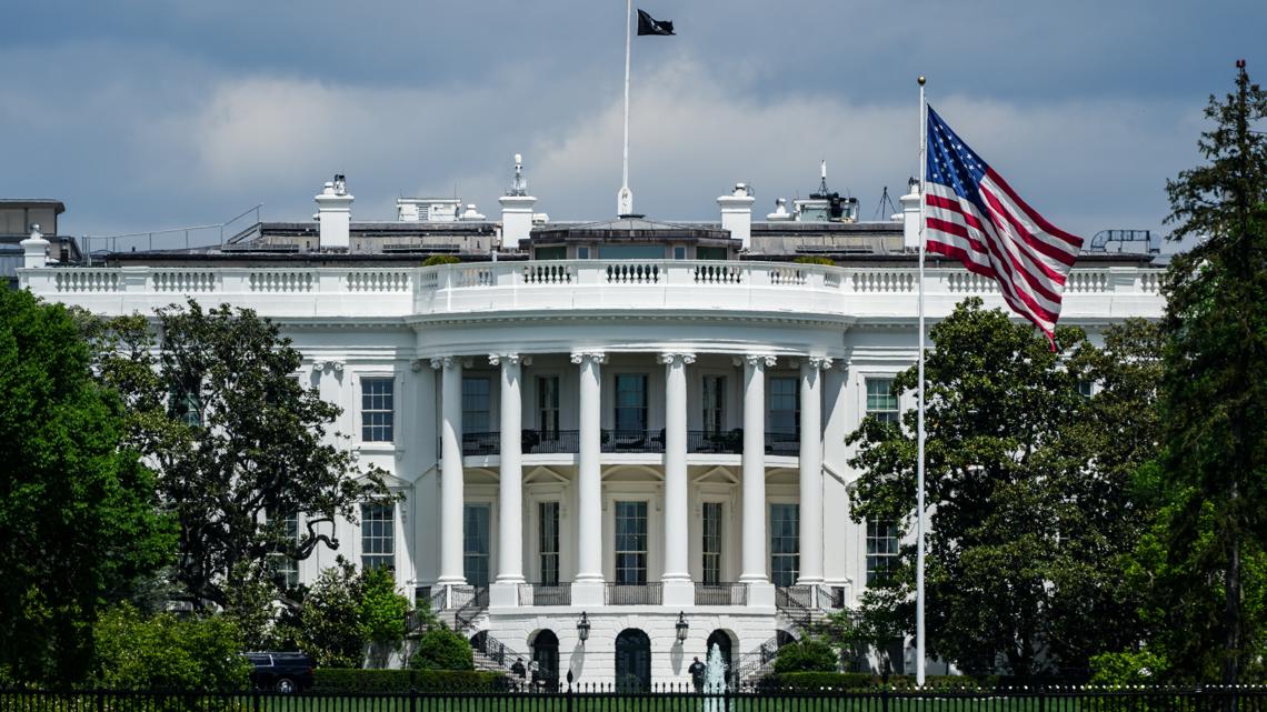 FAA employee accused of sending email threatening to kill President Trump
