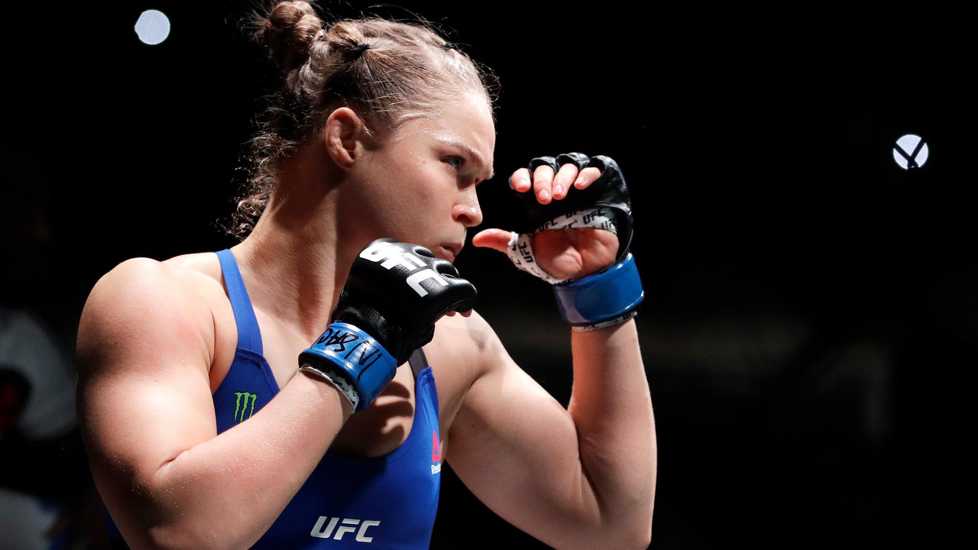 How much money are Ronda Rousey and Gina Carano getting paid to fight