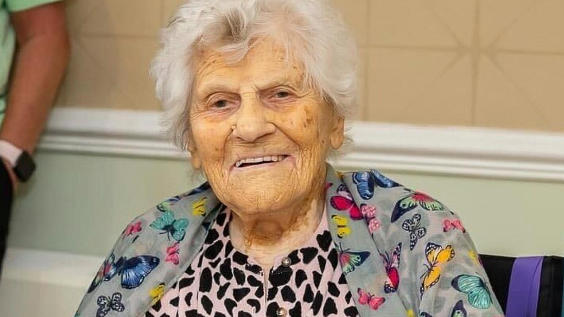 Oldest person on Earth, a British woman, turns 117