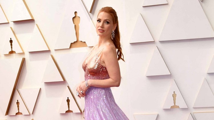 2022 Oscars Red Carpet Arrivals: Jessica Chastain, Bradley Cooper and More  | wkyc.com