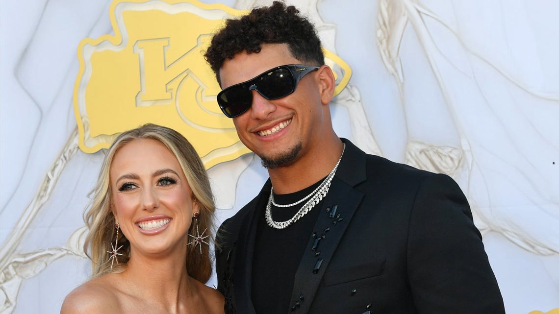 Patrick Mahomes and Wife Brittany Reveal Sex of Baby No. 3 | wkyc.com