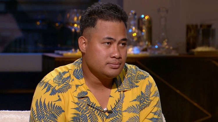 90 Day Fianc Asuelu Reveals How Much Money He s Given His Mom