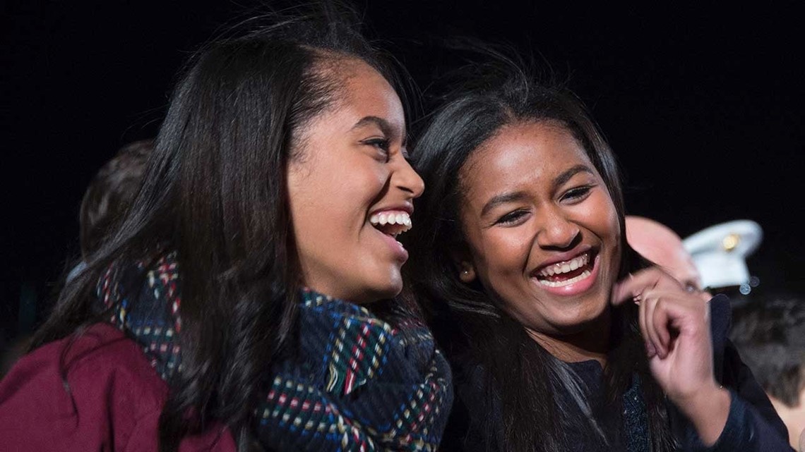 1140px x 641px - Malia and Sasha Obama Express Pride for Mom Michelle in Rare On-Camera  Appearance in 'Becoming' Doc | wkyc.com