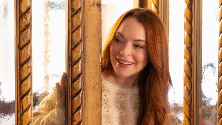 Lindsay Lohan Is 'Falling for Christmas' in Official Look at Netflix Holiday Film