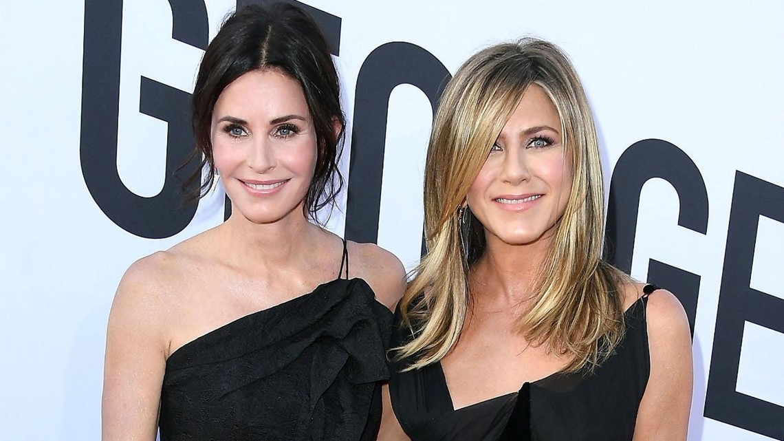 Courteney Cox Beats Former 'Friends' Costar Jennifer Aniston in Pool