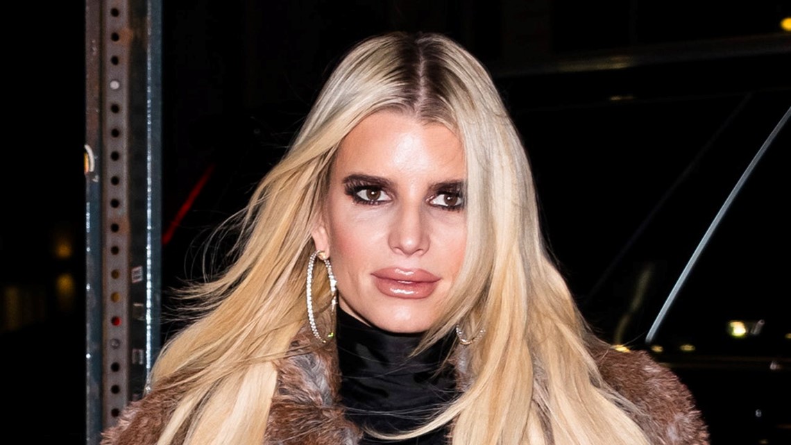 Jessica Simpson Celebrates Being 6 Years Sober By Sharing 'Unrecognizable'  Before Photo