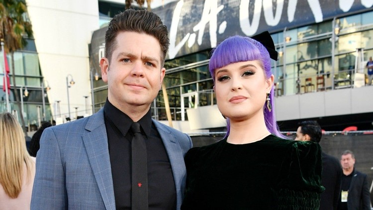 Kelly Osbourne Reunites With Brother Jack After Testing Negative For Coronavirus Wkyc Com