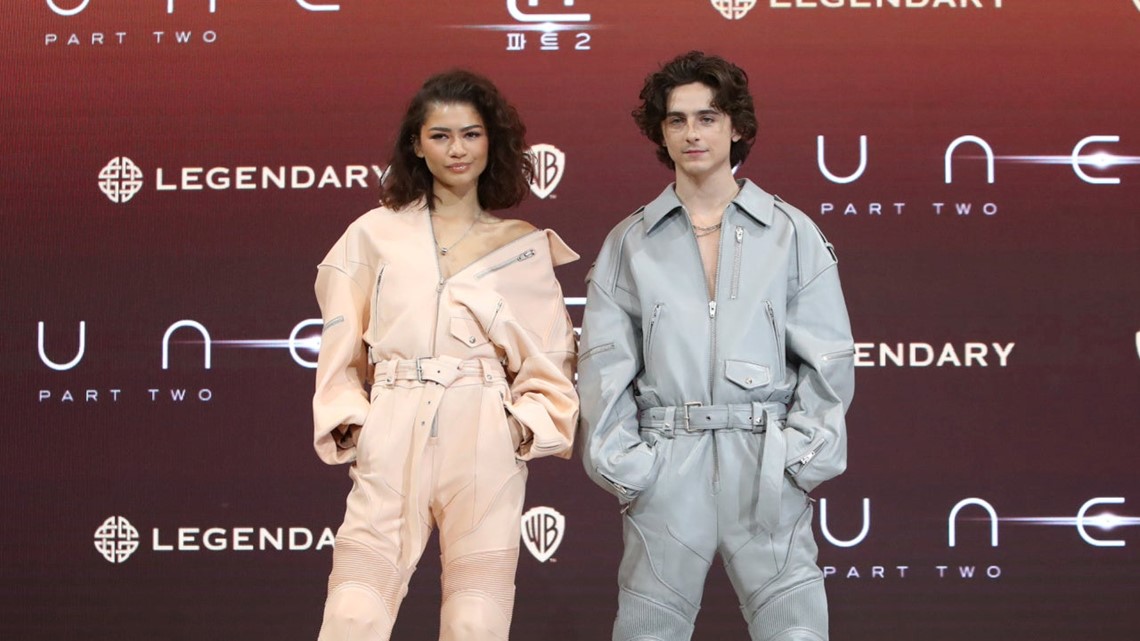 Zendaya and Timothée Chalamet Wear Matching Jumpsuits During 'Dune ...