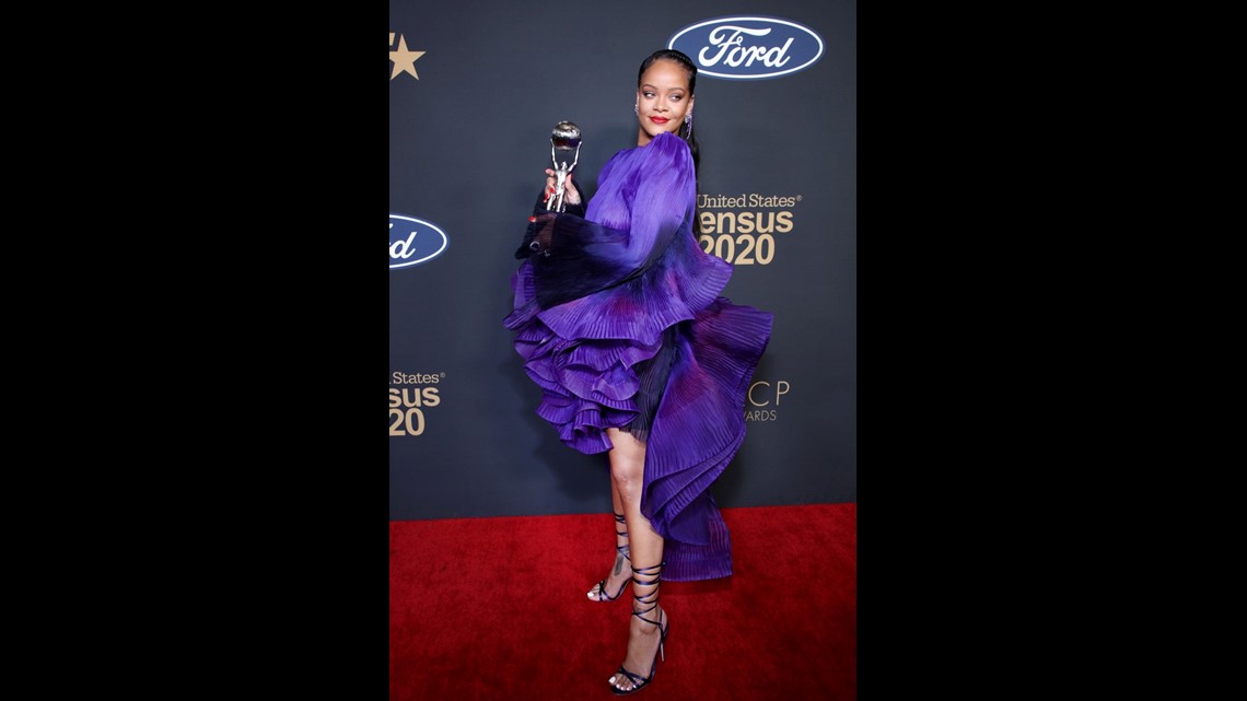 rihanna in a purple dress Rihanna Just Debuted the Manicure of the Season at the Premiere of Ocean's 8