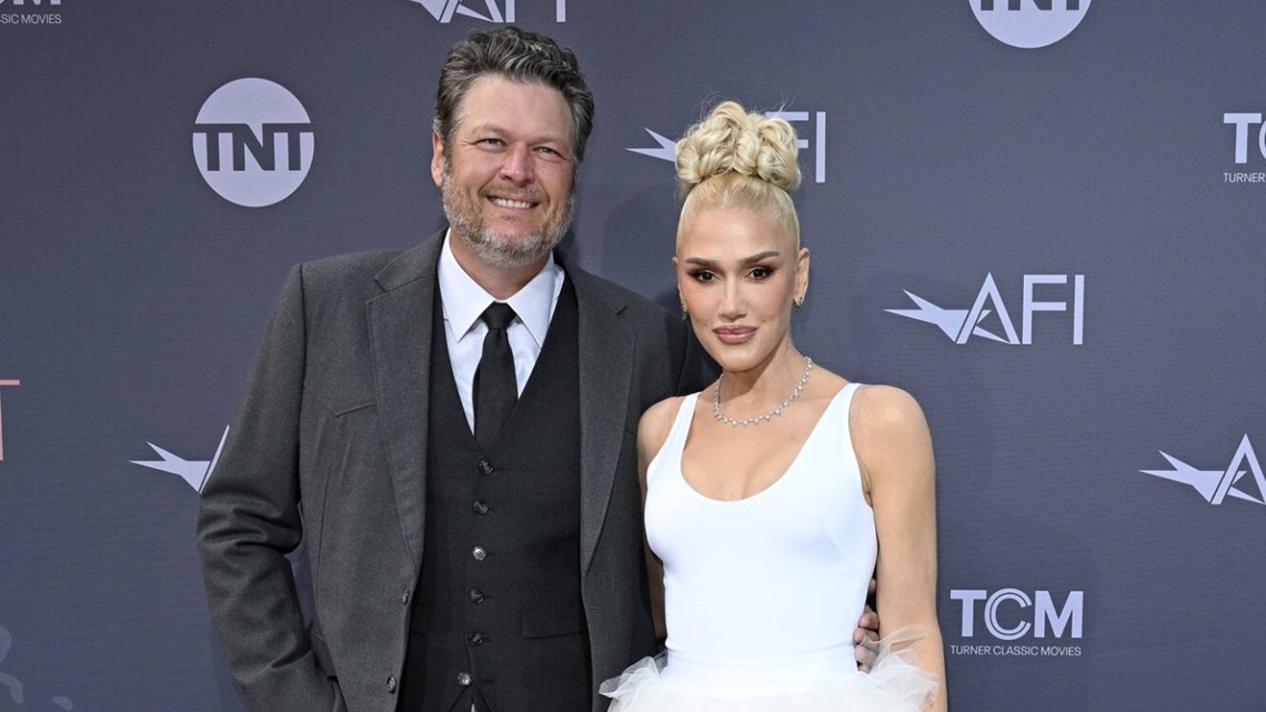 Gwen Stefani Goes Glam for Red Carpet Date Night With Blake