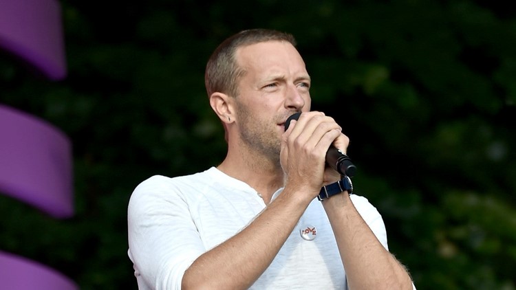 Chris Martin John Legend And More Celebs Live Stream Free Concerts From Home Amid Coronavirus Wkyc Com