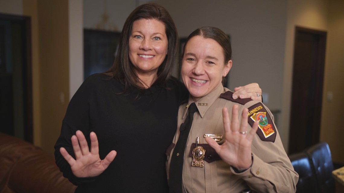 Minnesotan celebrates 10th year of sobriety with state trooper - Vimarsana News