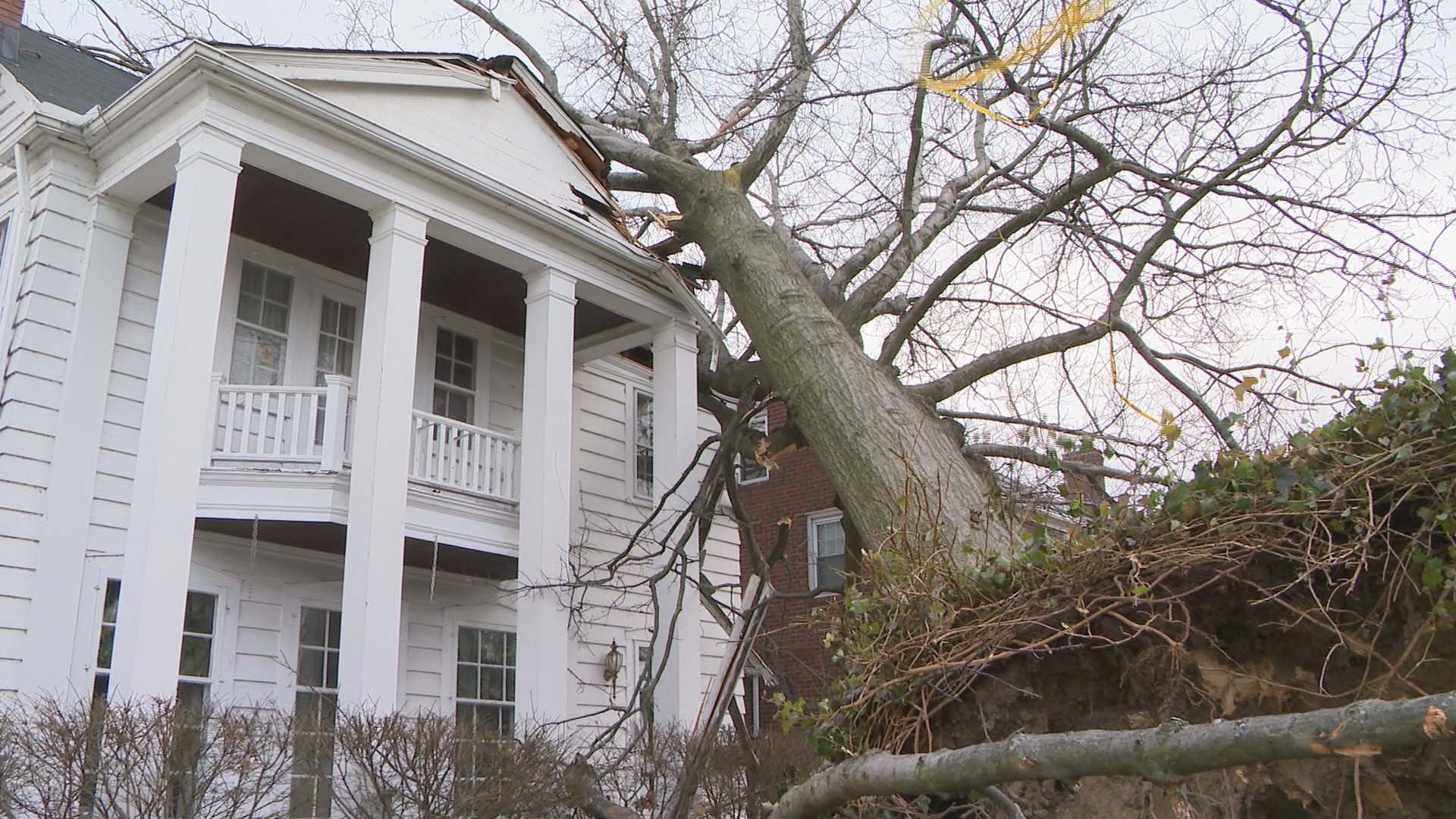 LIVE BLOG: High winds rip through Northeast Ohio causing damage and ...