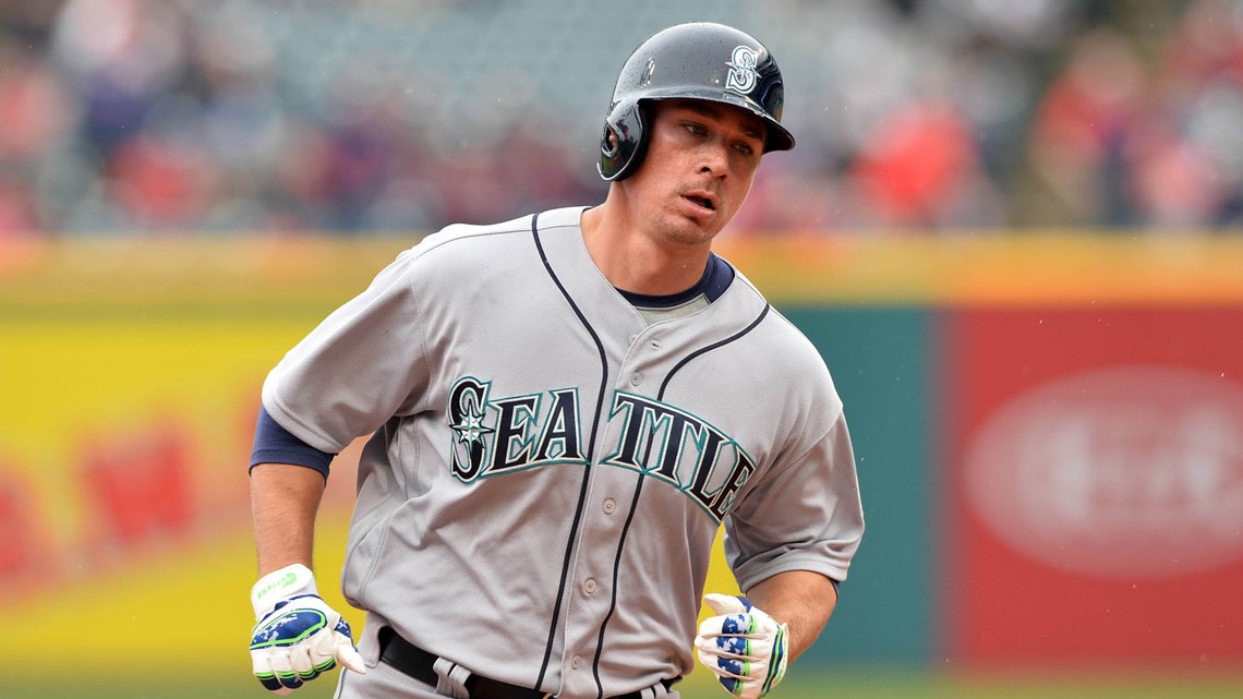 Mariners did right thing by suspending Steve Clevenger for Black