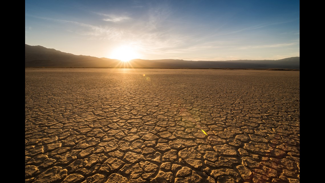 Tourists flock to Death Valley National Park for the heat - Vimarsana News