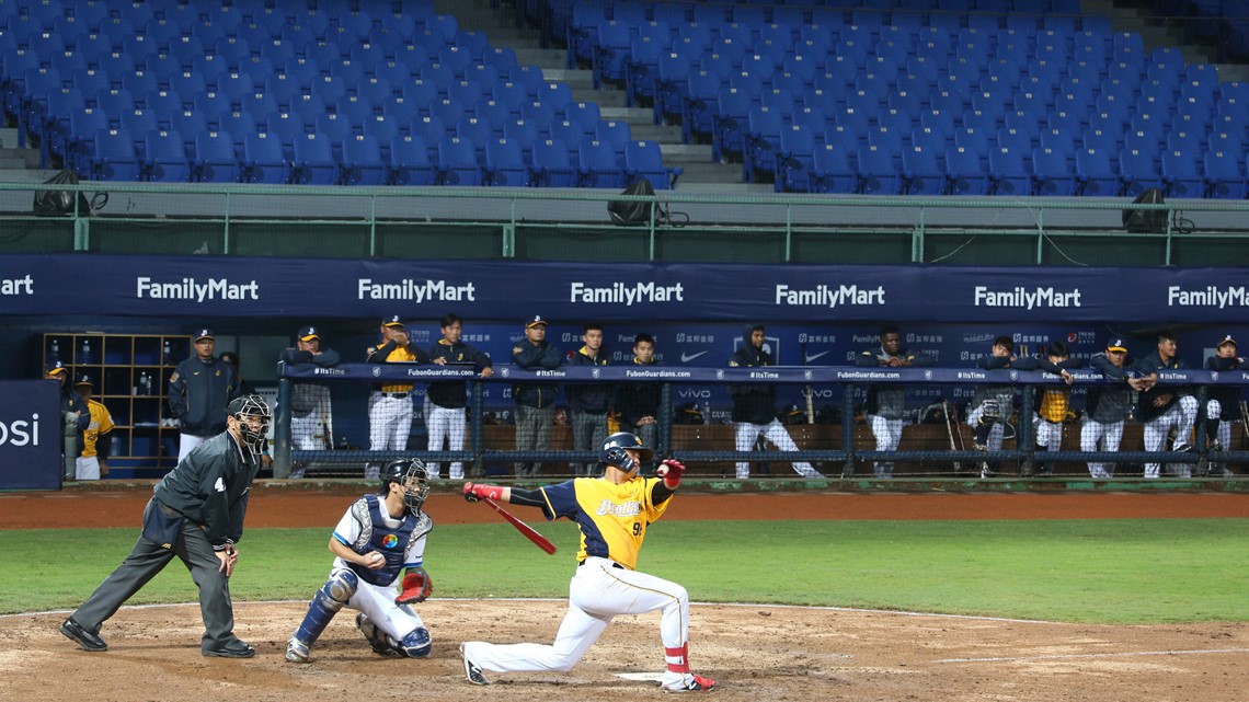 Study shows fans would rather sports return without spectators than