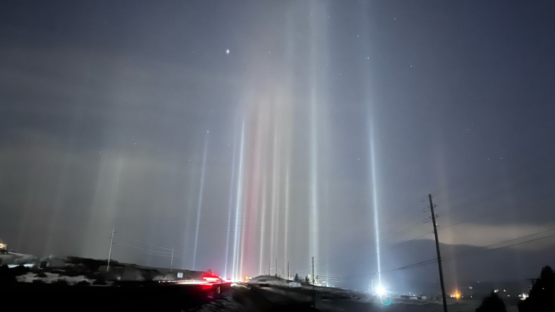 Why there were strange beams of light shining into Colorado sky | wkyc.com