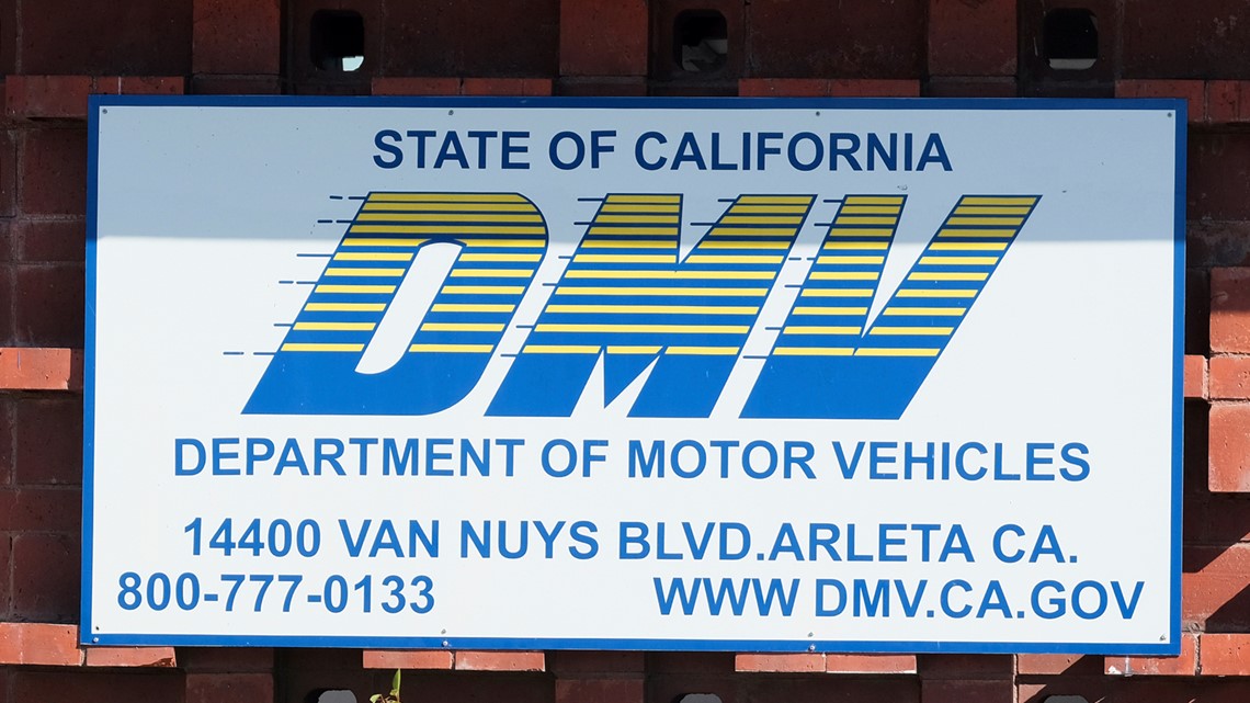 DMV offices opening earlier to combat long wait times | 0