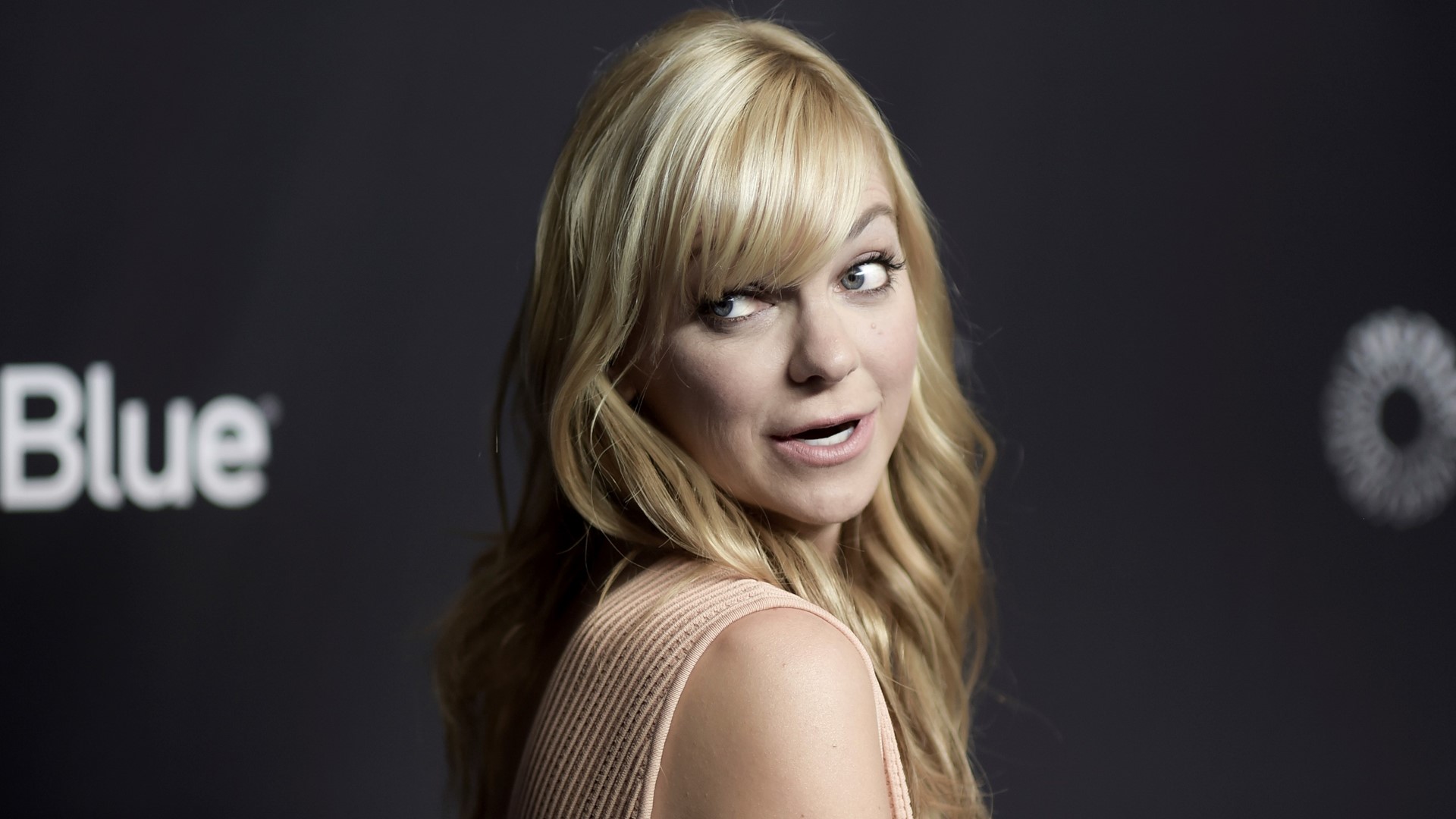 Actress Anna Faris had quite the scare Thanksgiving weekend when some of her family members were rushed to the hospital because of a carbon monoxide scare in Tahoe.