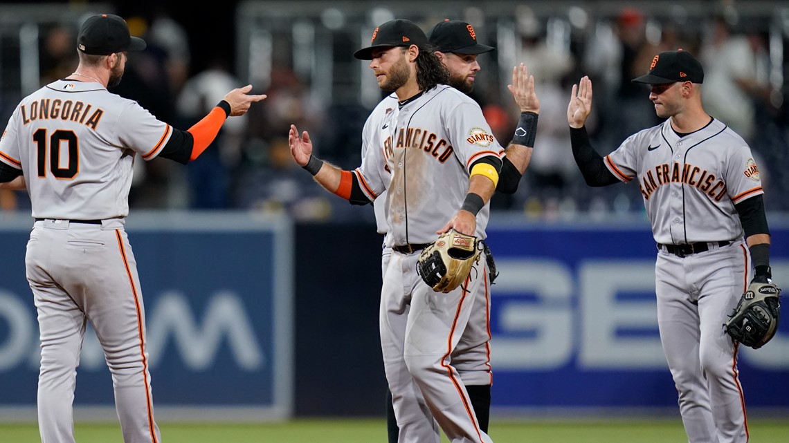 Kris Bryant, Buster Posey lead Giants to 8-6 win over Padres