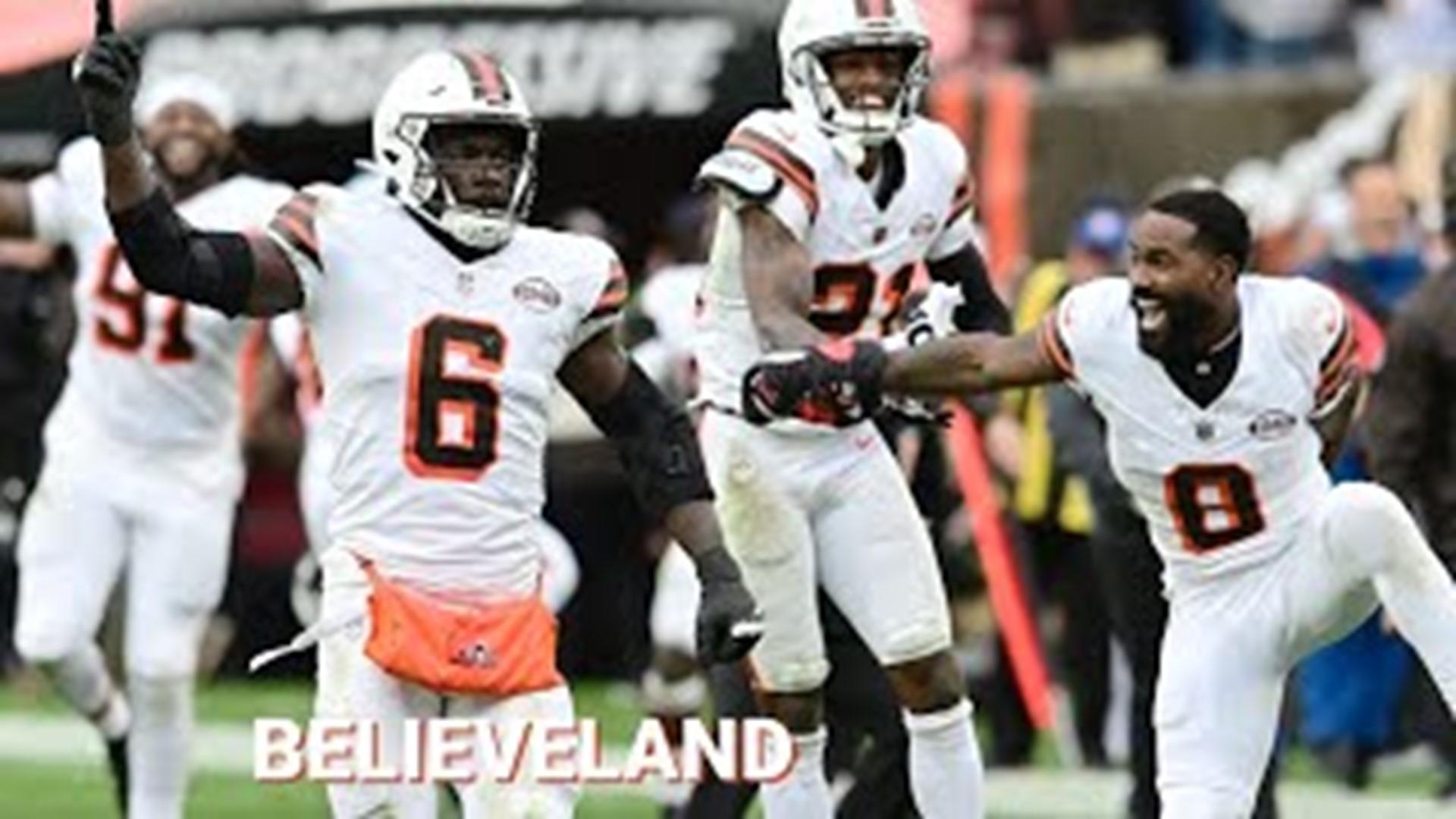 The Cleveland Browns pulled off an amazing upset Sunday handing the San Francisco their first loss the season.