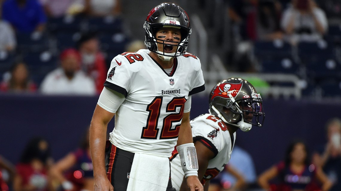 Buccaneers begin title defense against Cowboys in NFL season opener