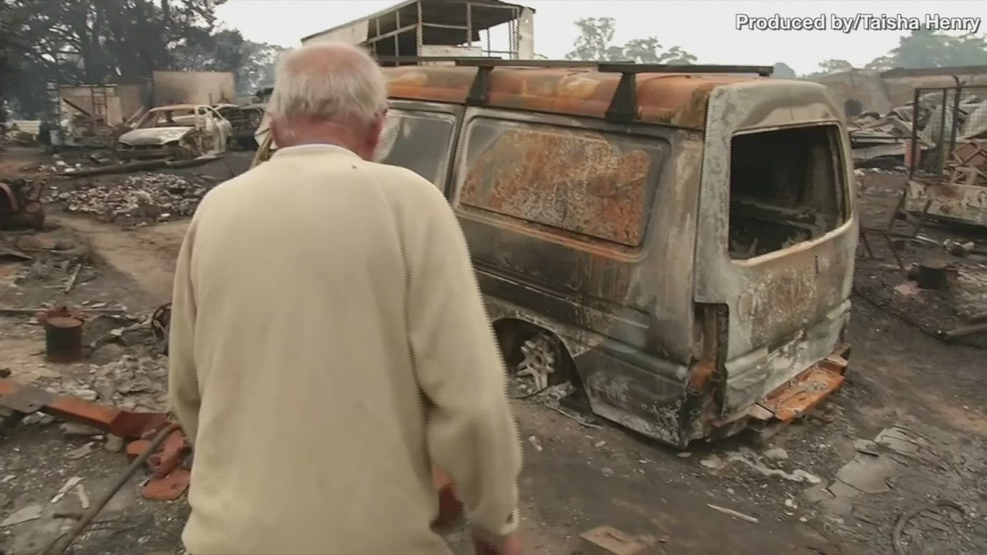 Ron Stonestreet, an australian living in the small town of Wingello , lost his home to the fires burning across Australia, and says the flames engulfed the area like a bomb. Veuer's Taisha Henry has the story.