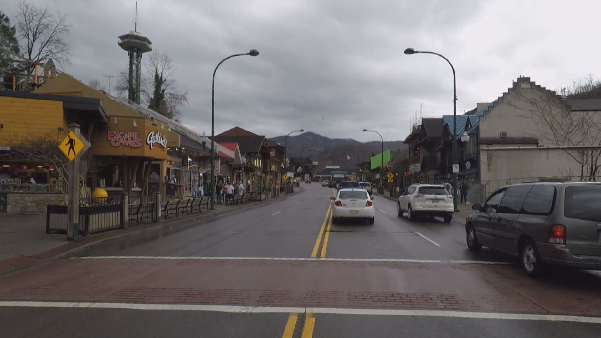 As tourists stream in amid the coronavirus pandemic, Sevier County leaders want changes at restaurants and bars. Gatlinburg residents want more closures.