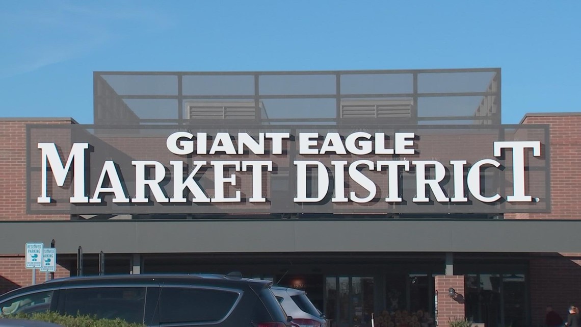 Giant Eagle removes bottled water produced near East Palestine