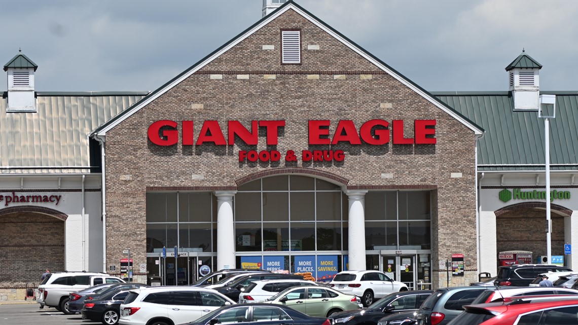 Giant Eagle now offering third dose of COVID19 vaccine to those who