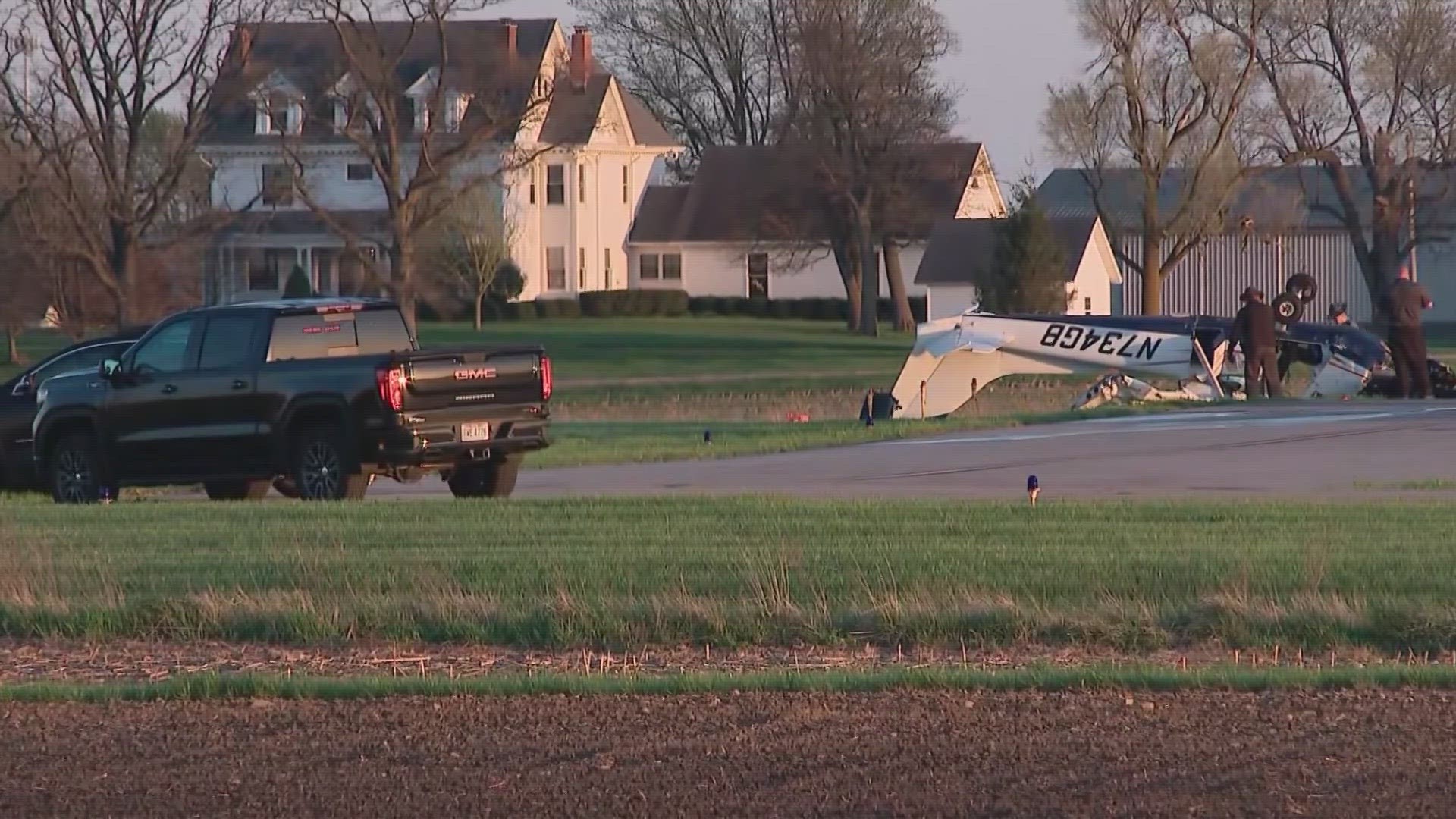 2 people killed in Madison County, Ohio plane crash