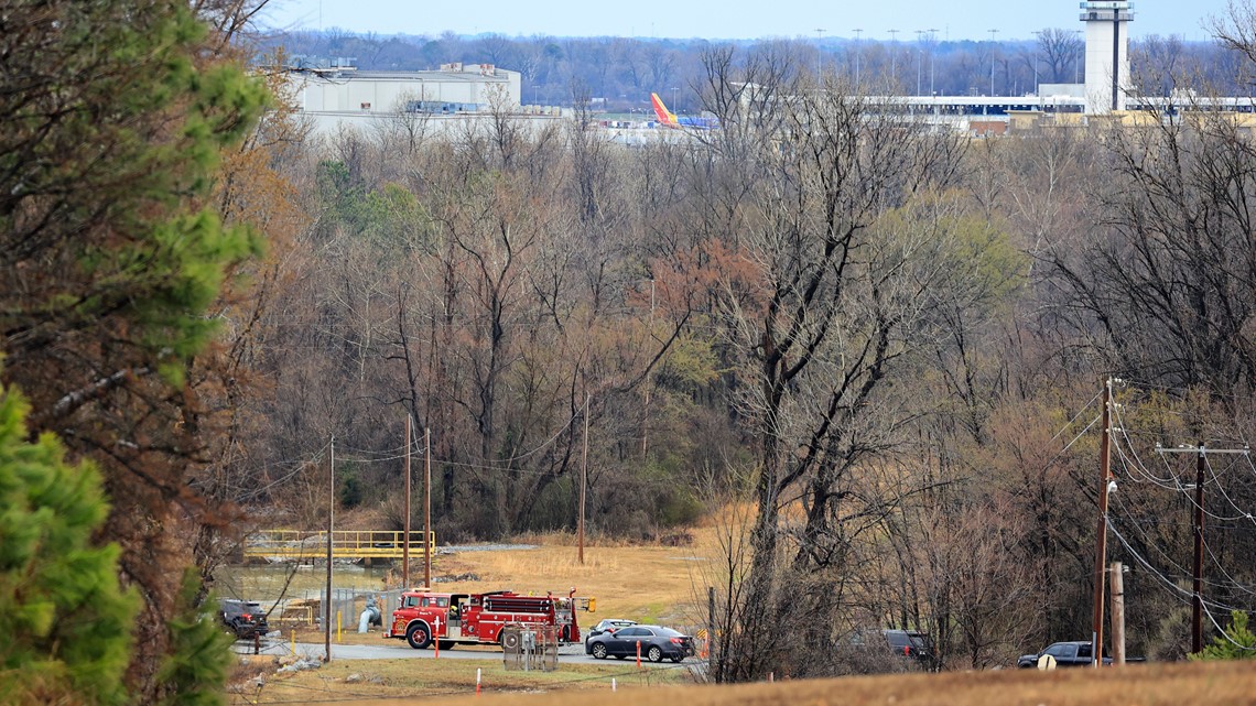 5 dead in Little Rock plane crash; flight was headed to Columbus