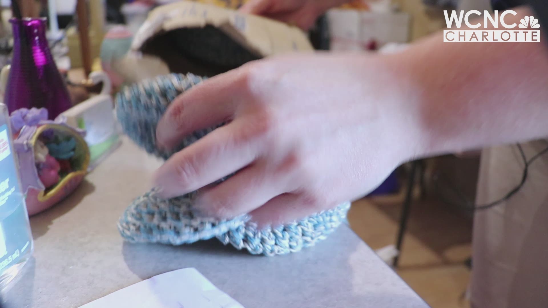 Thousands flood Charlotte rescue group with knitted nests, handwritten notes for  baby birds