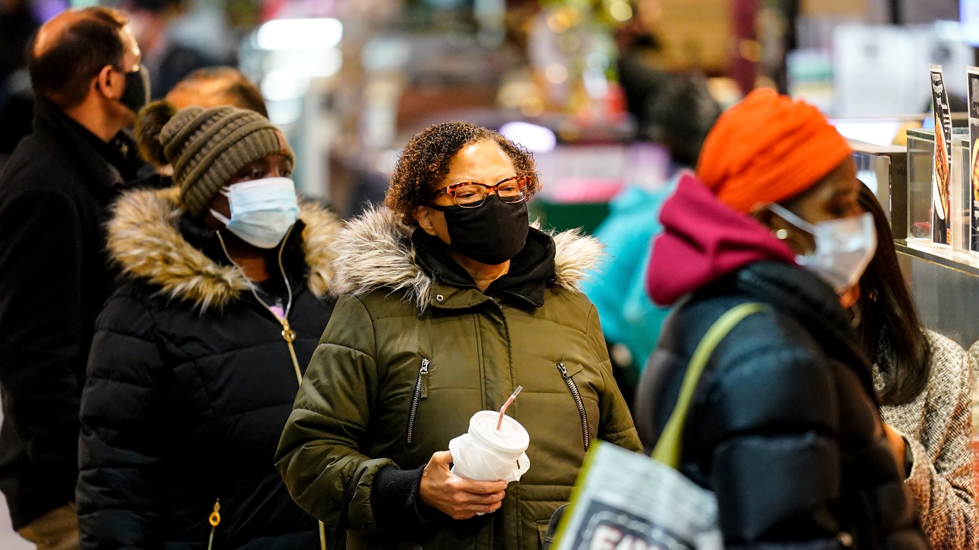 Philadelphia reinstates indoor mask mandate amid COVID case rise | wkyc.com
