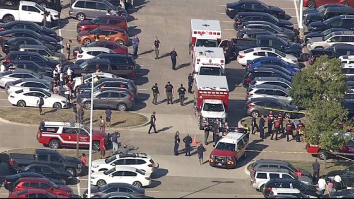4 injured at Texas high school following shooting - Vimarsana News