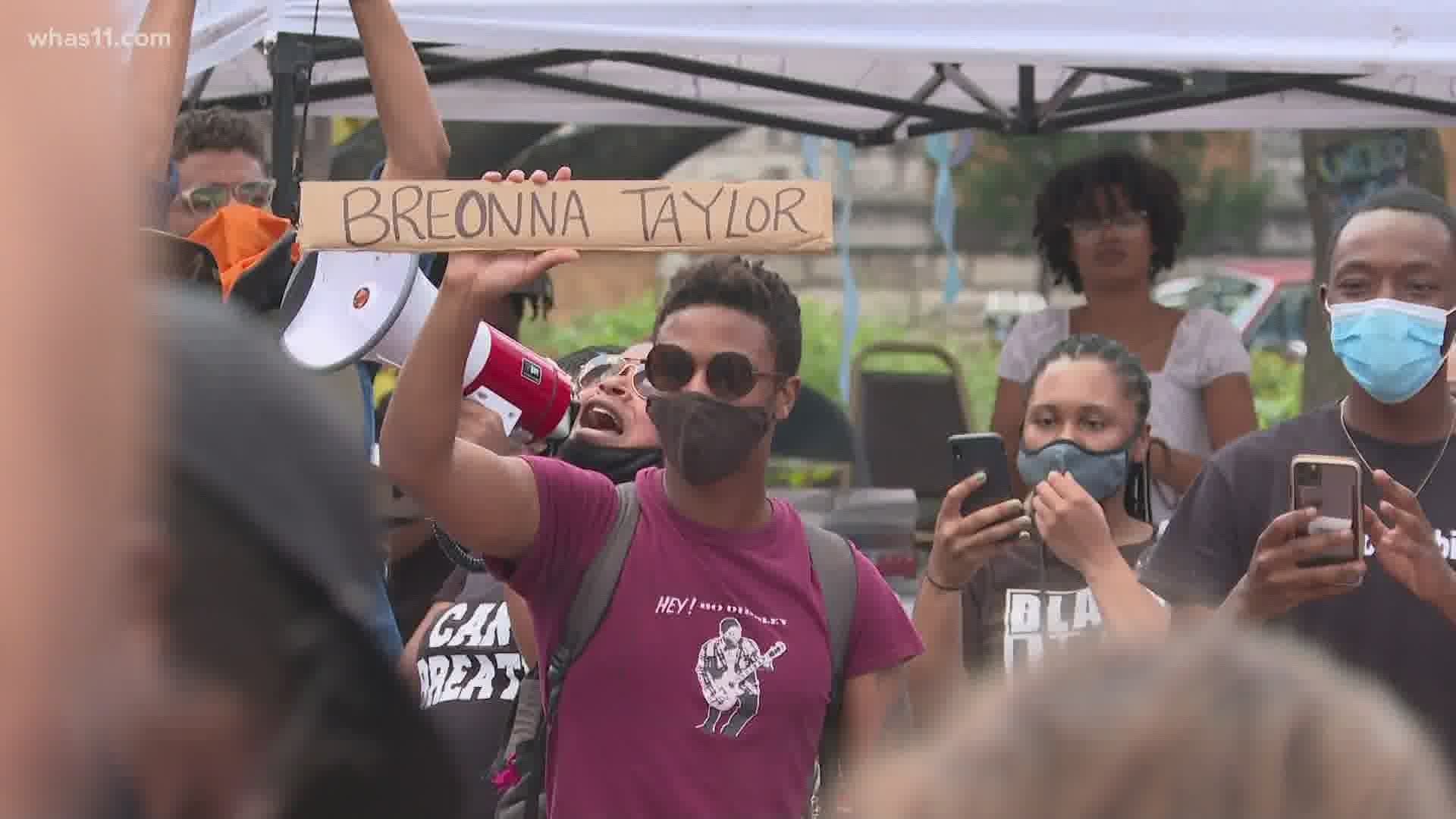 A group from Atlanta, Georgia traveled to Louisville to rally in Breonna Taylor's name.