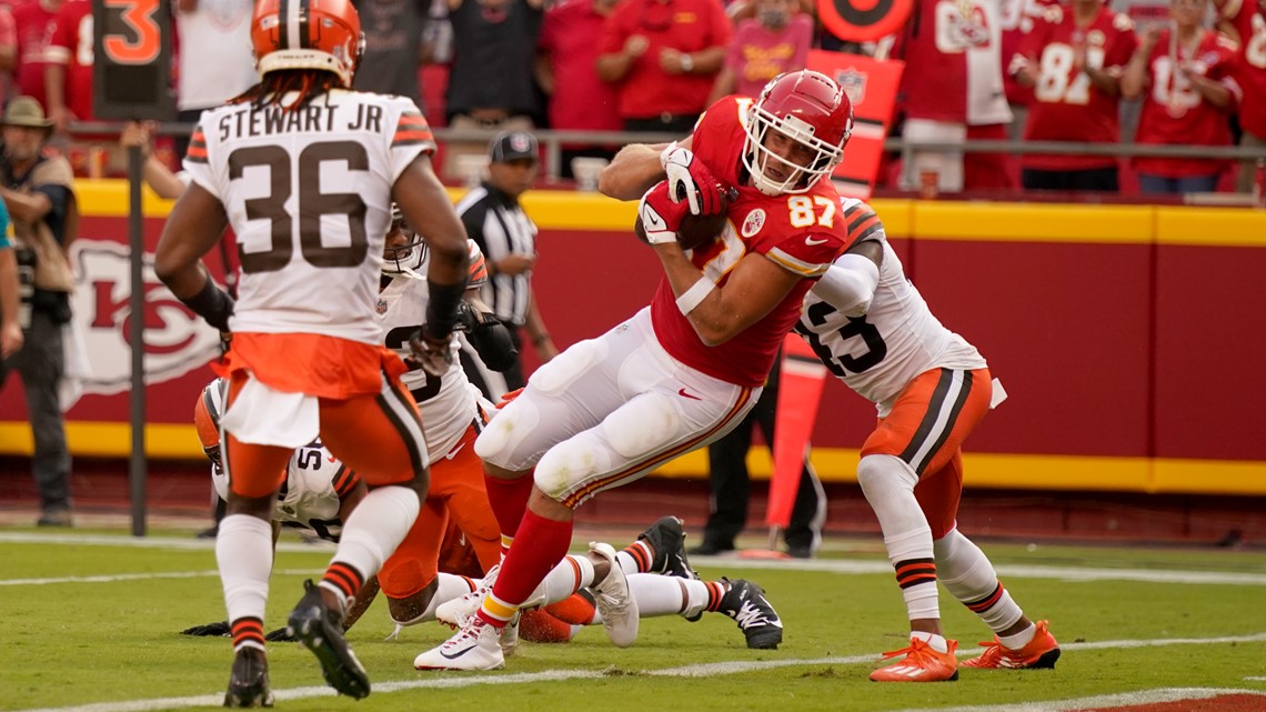 Second-half mistakes doom Browns as Chiefs come from behind to win opener,  33-29 