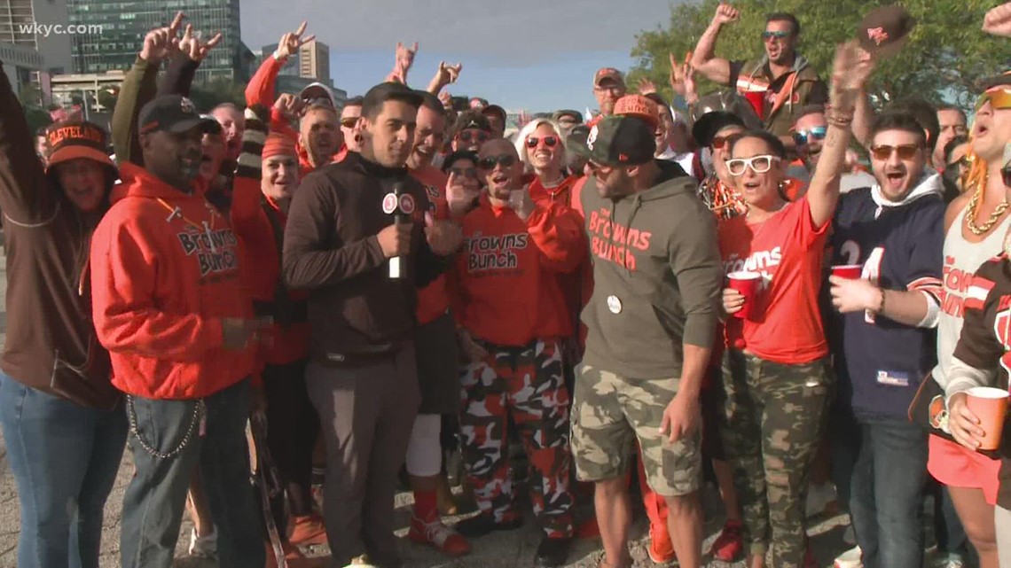 Muni Lot Madness Browns Tailgate Aerial Photo — Big Picture