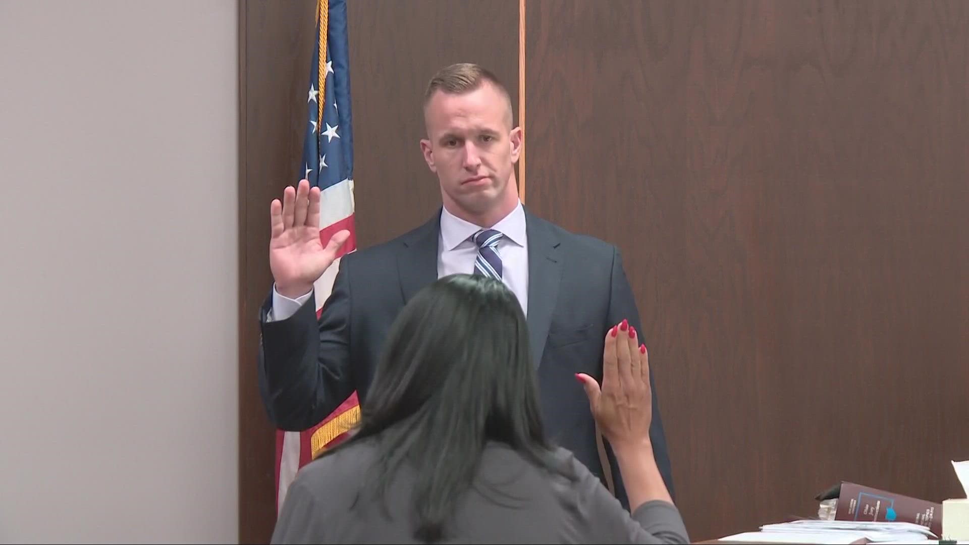 Euclid police officer Michael Amiott testifies in excessive force case ...