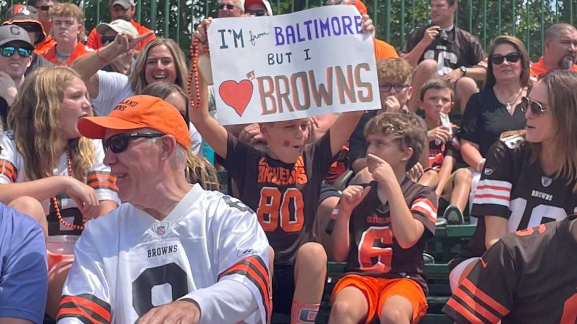 Cleveland Browns training camp: fans return to Berea