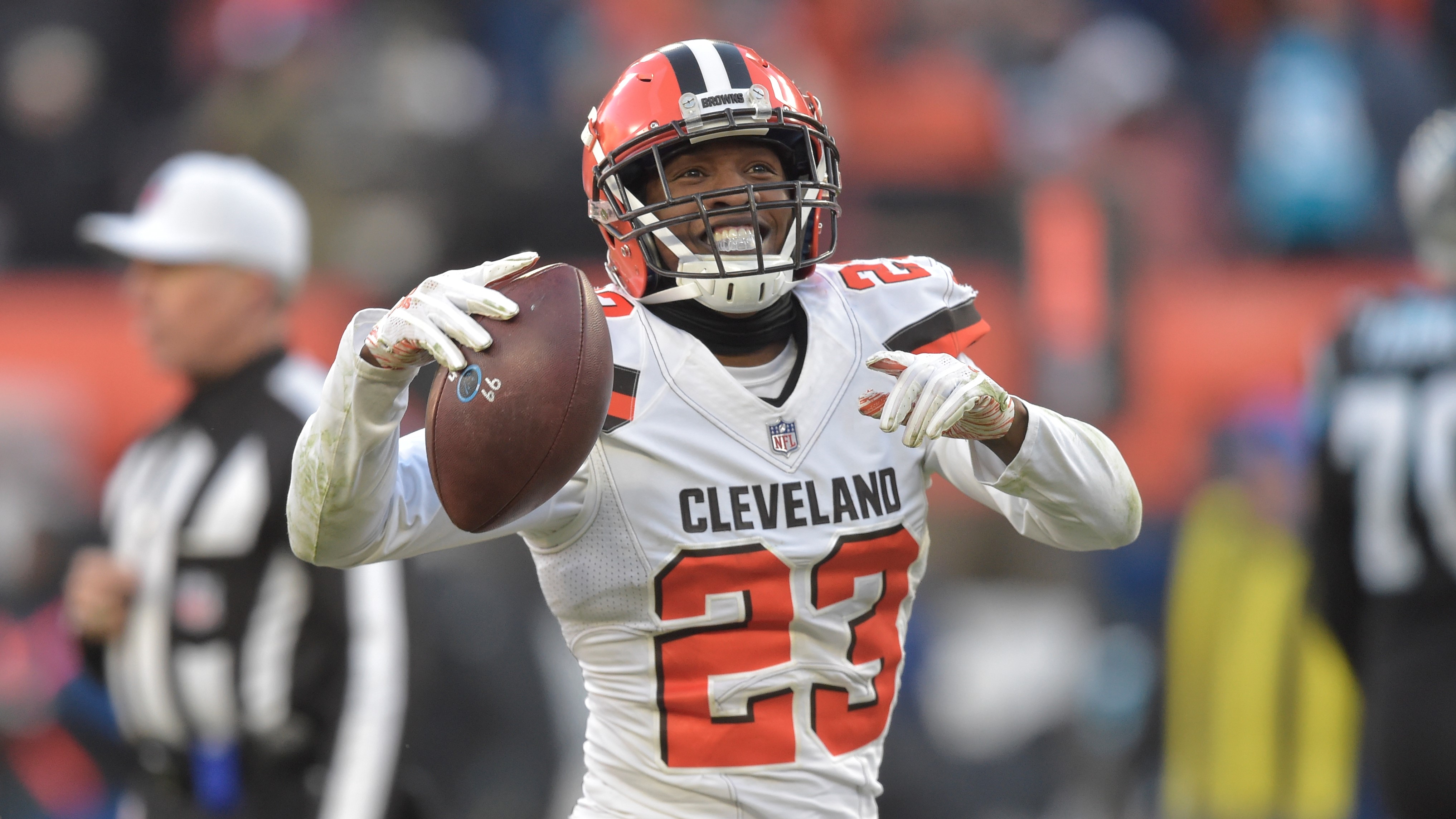 Packers trade Damarious Randall to Browns for DeShone Kizer - Sports  Illustrated