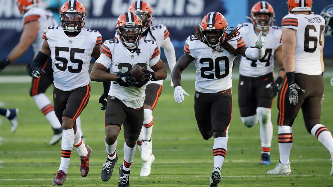 PHOTOS: Cleveland Browns beat Tennessee Titans, 41-35